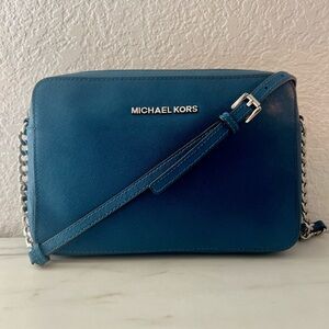 Micheal Kors Jet Set Crossbody East West Chain Saffiano Leather bag purse